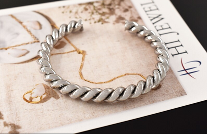 Rope Bangle, BI-28R, 1 piece, Original Rhodium plated brass, Twisted Bangle, Inner 58mm, Enhanced Rhodium plating